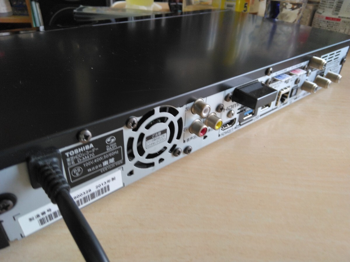 レグザタイムシフトD-M470動(dòng)作品です。付屬品は、リモコン、カード2枚です。タイムシフト録畫OKです6チャンネルタイムシフトレコーダー