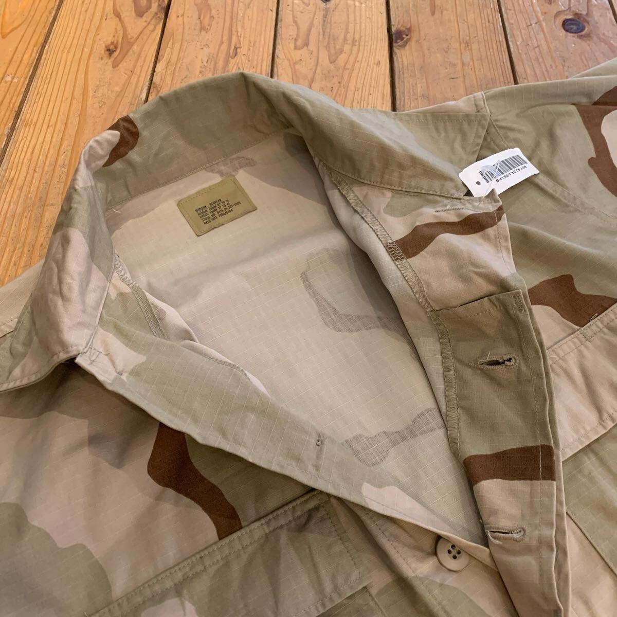 新品 ミリタリー デザートカモシャツジャケット メンズ Medium-Regularサイズ アーミー 米軍実物 サバイバル 迷彩 タグ付き未使用品 T3155_画像8