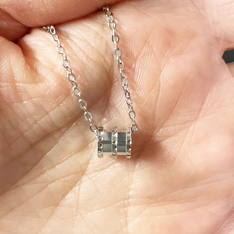 C162 ネックレス レディース シルバー s925 アジャスター有 筒状 リングモチーフ シンプル ペンダント アクセサリー_画像6
