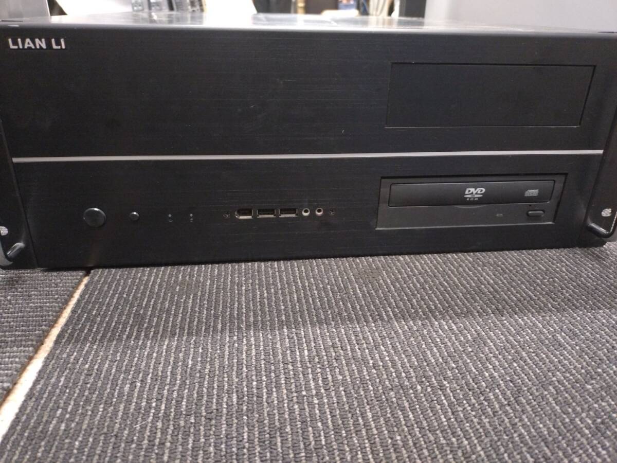 【09】Lian Li PC-C32 橫置き 大型 ケース Intel(R)Core(TM)i7 CPU 950@3.07GHz メモリあり HDDなし