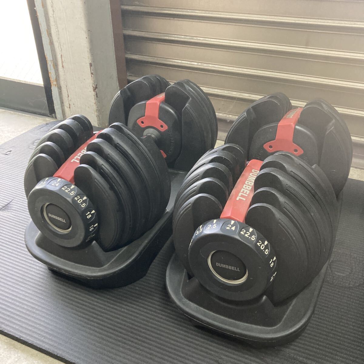 【引取限定】DUMBBELL 可変式ダンベル トレーニング 筋トレ アジャスタブルダンベル 24kg ペア ダンベル DUMBBELL 可変式