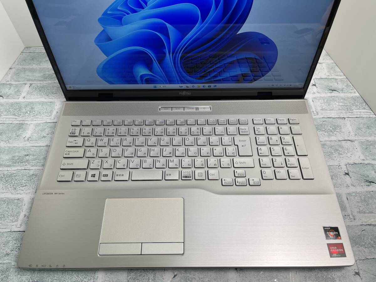 富士通 LIFEBOOK NH77/F3 AMD Ryzen 7 5700U メモリ16GB+SSD512GB+DVD 17.3型FHD Win11 送料無料 N7J1133_画像3