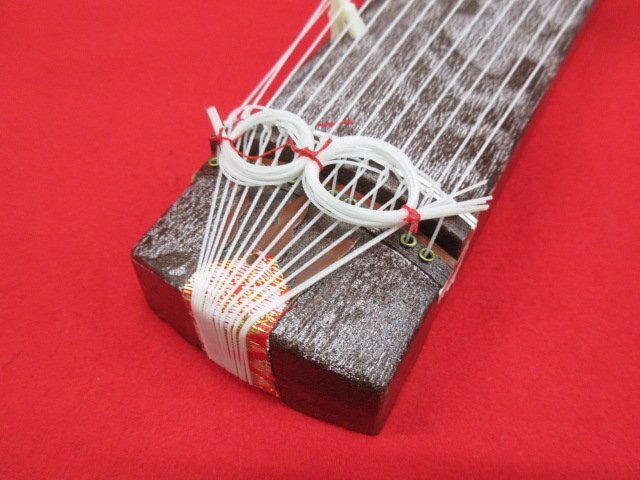 o039* Mini кото / полная ширина 30cm /. кото / струнные инструменты / короткий кото / 13 струна / не использовался 