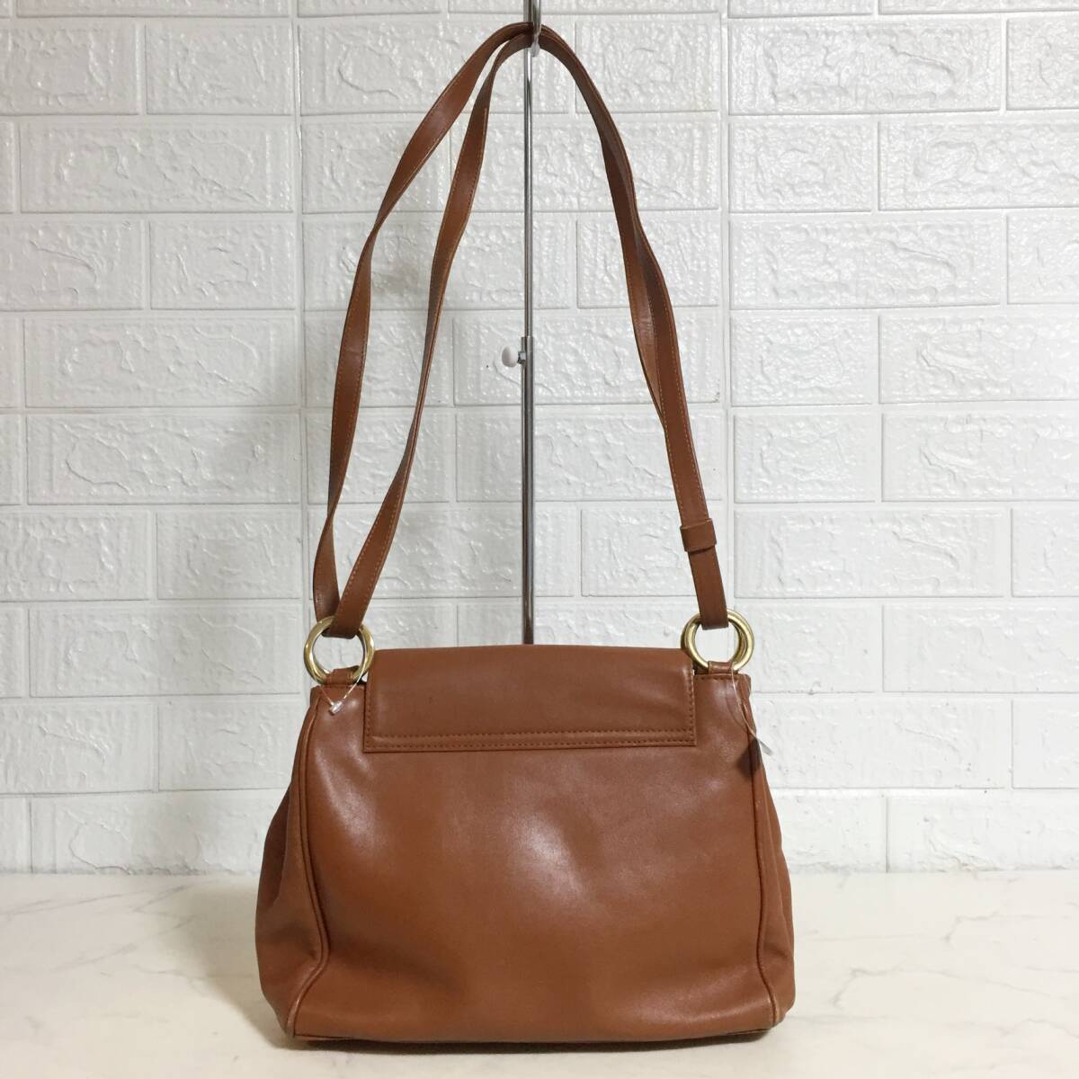 no37964 paloma picasso パロマピカソ イタリア製 ティファニー キスシリーズ 本革 レザー ショルダー バッグ_画像2