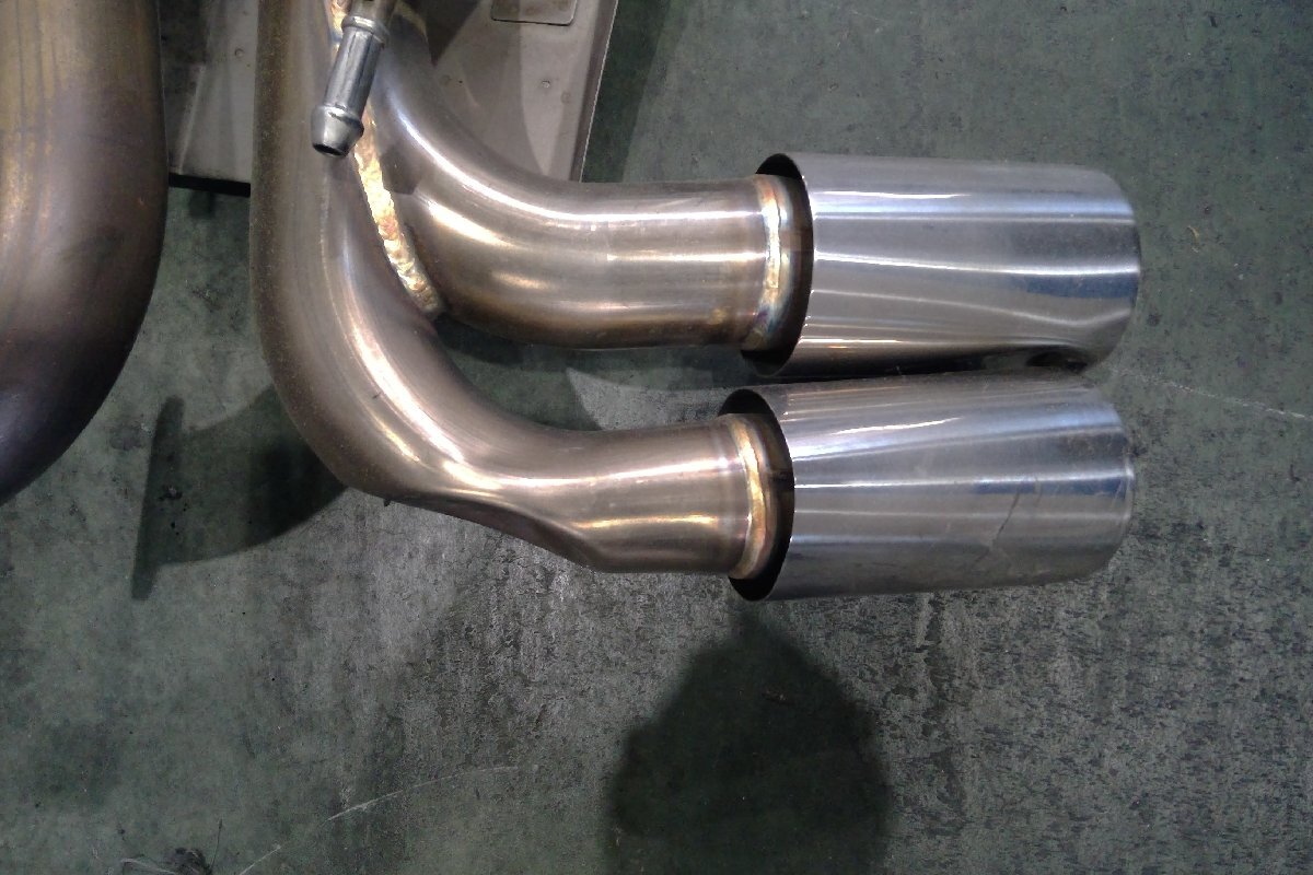 (H)トヨタ 86/ZN6/前期 TRD リアマフラー 遮熱版付 ジャンク 【個人様宅宛ては西濃支店止め】 [2502879]