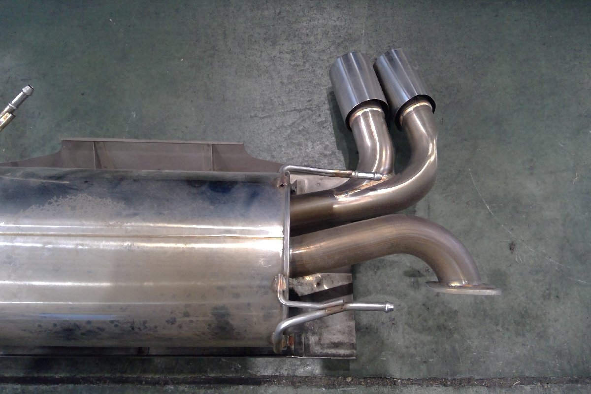 (H)トヨタ 86/ZN6/前期 TRD リアマフラー 遮熱版付 ジャンク 【個人様宅宛ては西濃支店止め】 [2502879]