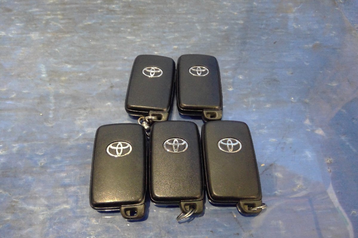 (H)トヨタ スマートキー 2ボタン 5個セット アクア×5 NHP10 鍵 5本 [2505229]