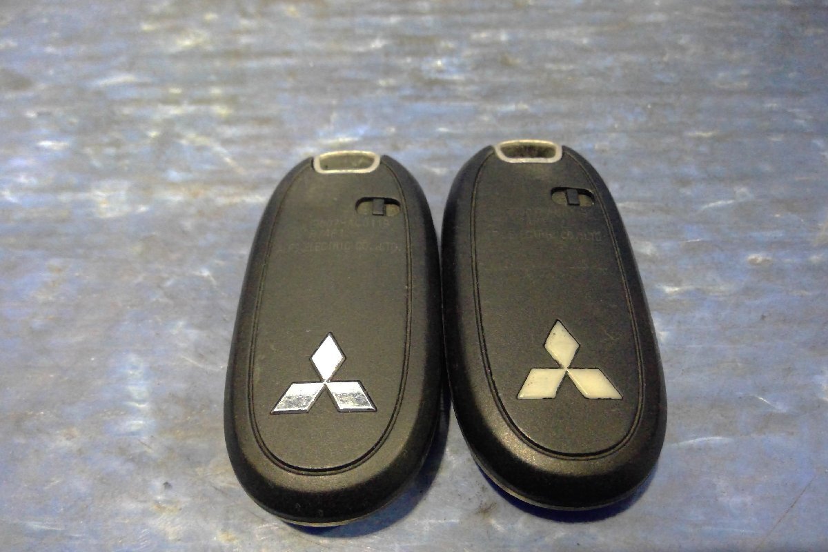 (H)三菱 スマートキー 4ボタン 両側(cè)パワースライド 鍵 007-AC0119 2個(gè)セット 2本 デリカD2 [2505390]