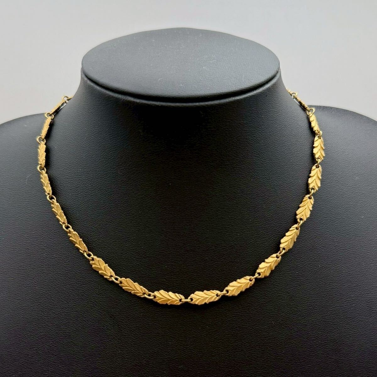 【希少?極美品】Christian Dior クリスチャンディオール ネックレス チョーカー ゴールド 葉っぱ リーフ モチーフ コスチュームジュエリー