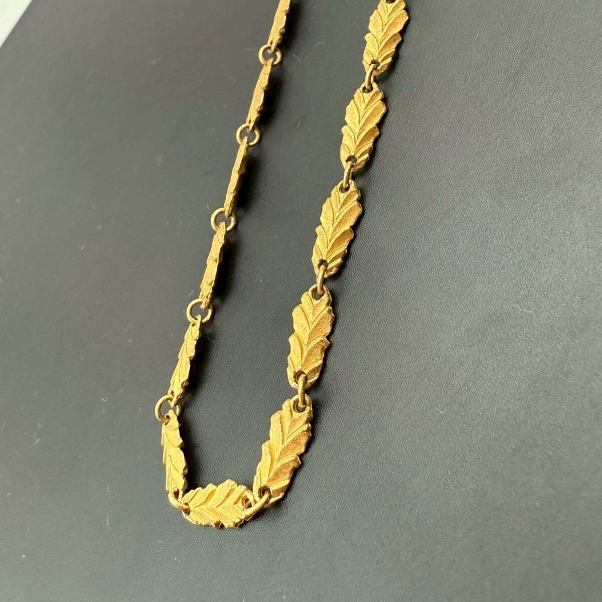 【希少?極美品】Christian Dior クリスチャンディオール ネックレス チョーカー ゴールド 葉っぱ リーフ モチーフ コスチュームジュエリー