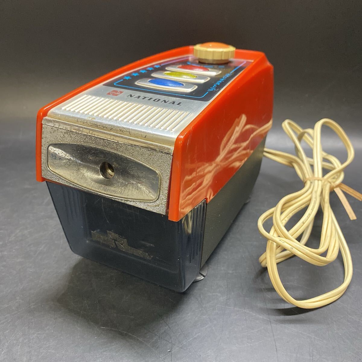 昭和レトロ 当時物 National ナショナル 電動鉛筆削り KP-25 レッド 動作確認済み 松下電器 電動シャープナー_画像1