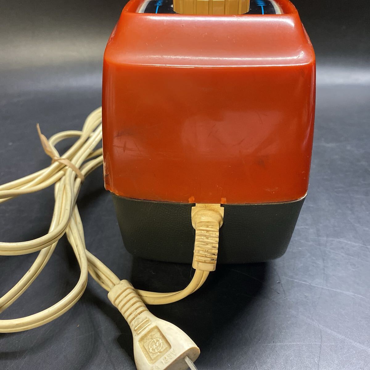 昭和レトロ 当時物 National ナショナル 電動鉛筆削り KP-25 レッド 動作確認済み 松下電器 電動シャープナー_画像5