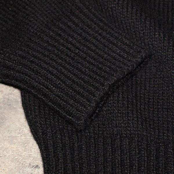 CHANEL◇シャネル・カシミヤセーター◇36サイズ　ブラック　2度のみ使用　ターキーダウンココマーク_画像5