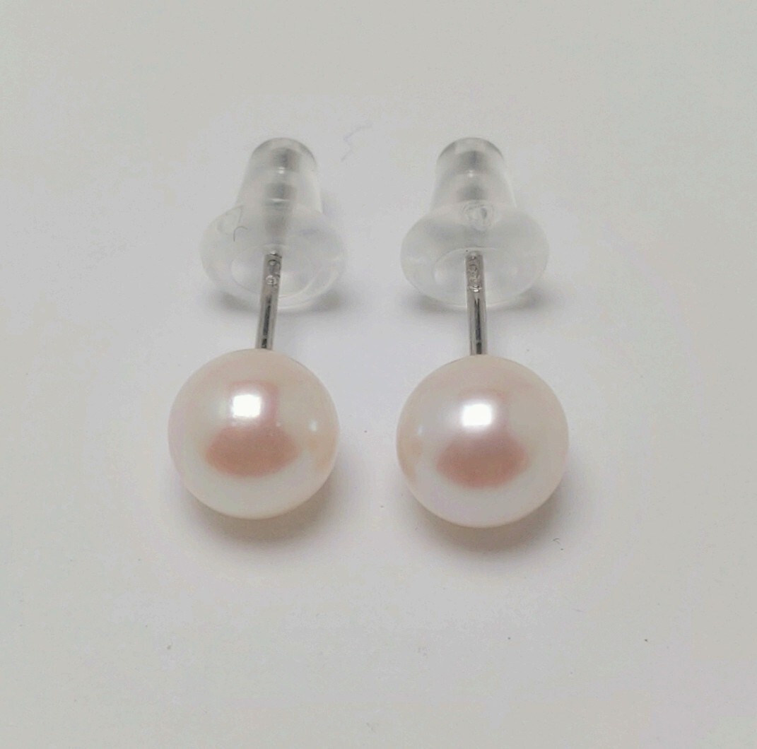 ∮真珠専門館∮ アコヤ真珠 ベビーパール Pt900 ピアス 5.7mm 大特価 (税込み)_画像2