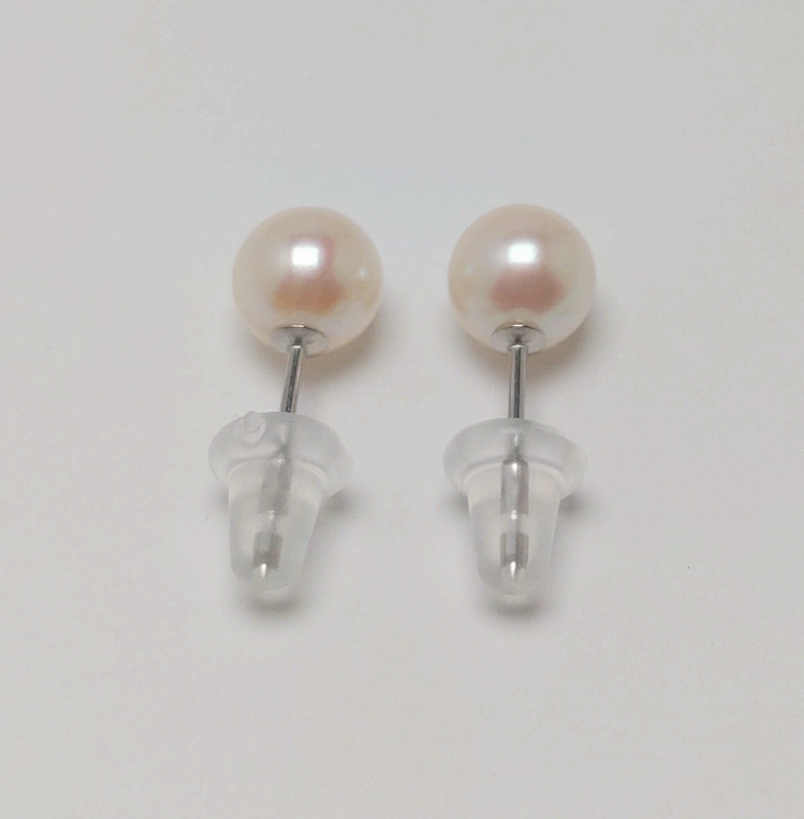 ∮真珠専門館∮ アコヤ真珠 ベビーパール Pt900 ピアス 5.7mm 大特価 (税込み)_画像3