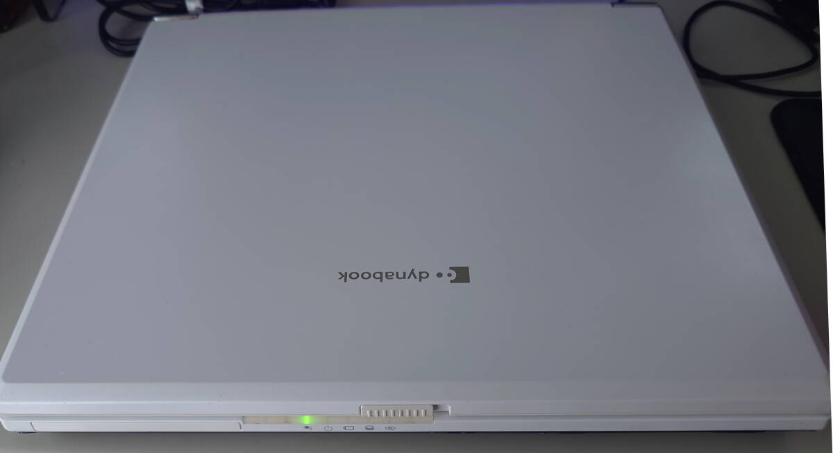 東芝 dynabook E8 / 420CME ノートパソコン ジャンク品_画像2