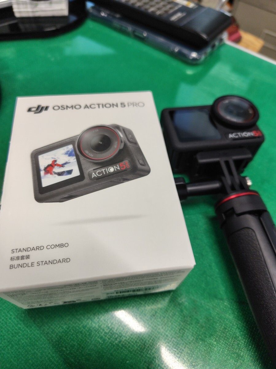 ★DJI Osmo アクション 5 Pro スタンダードコンボ【新品同様】