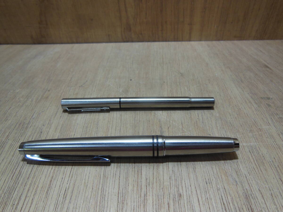5.- PILOT パイロット 萬年筆 2本セット