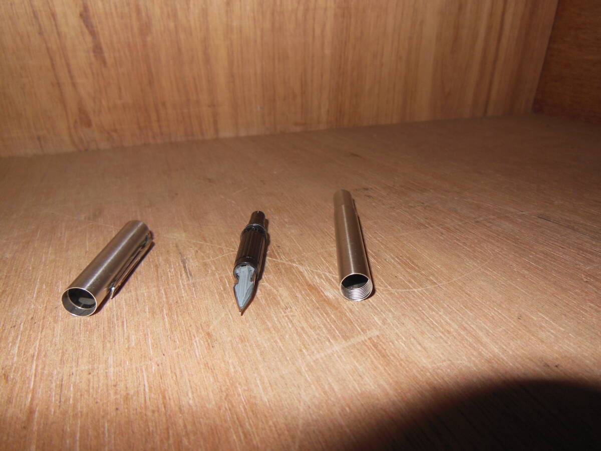 5.- PILOT パイロット 萬年筆 2本セット