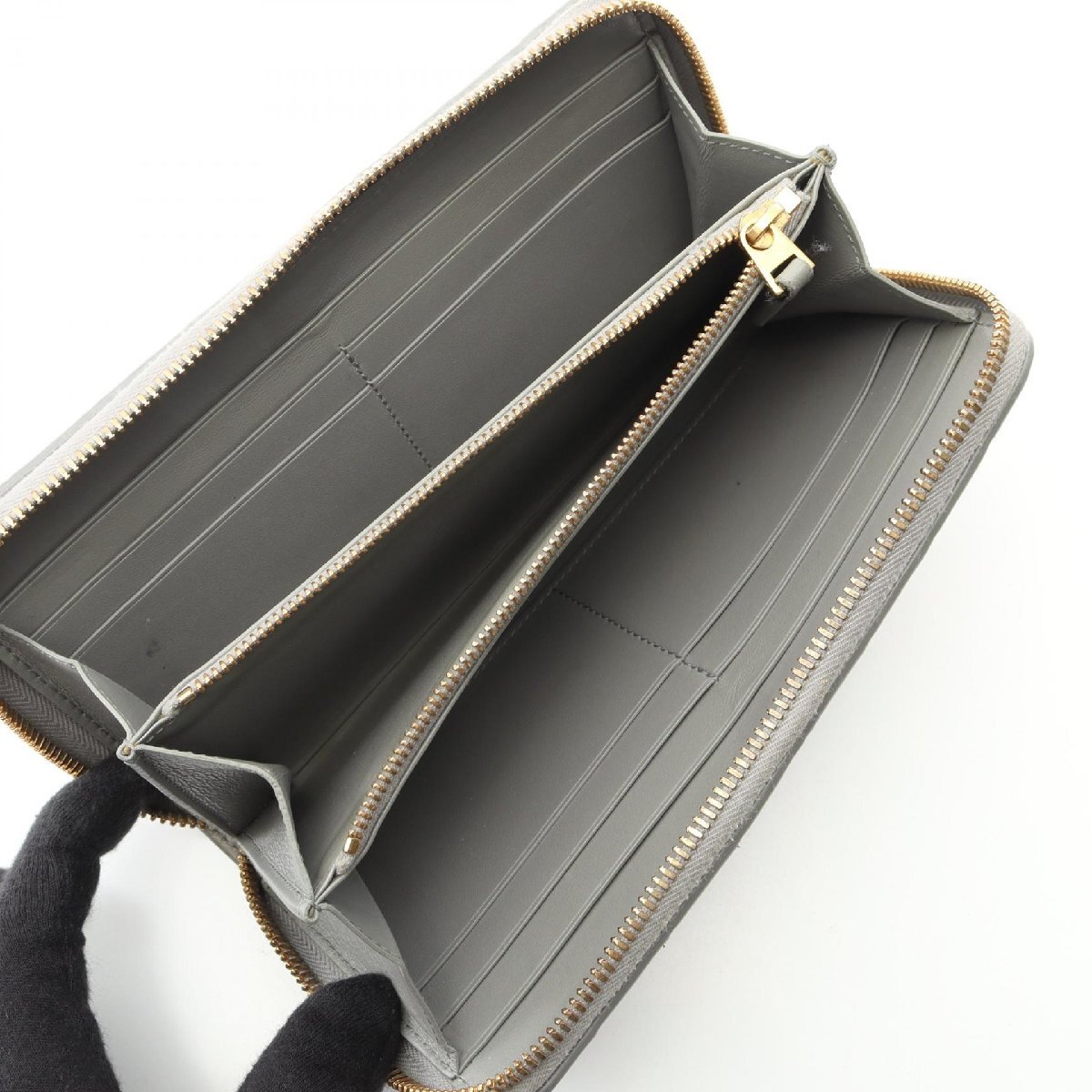 ボッテガヴェネタ イントレチャート ブランドオフ BOTTEGA VENETA レザー ラウンド長財布 レザー 中古 メンズ