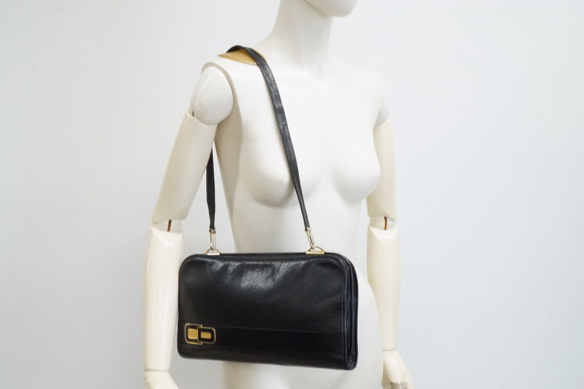 クリスチャン ディオール ヴィンテージ ショルダーバッグ クラッチ CDロゴ ストラップ取り外し レザー 黒 ブラック Christian Dior 3489h_画像2