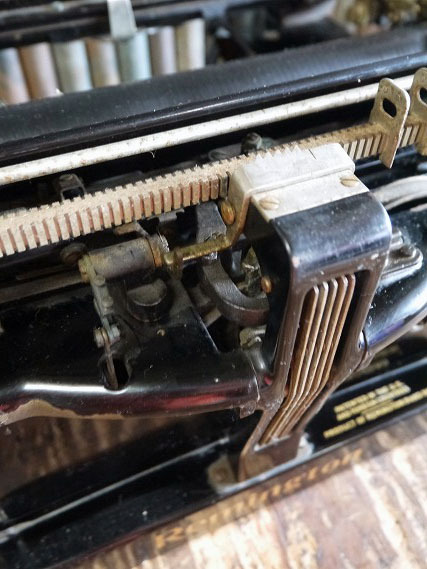 アンティークRemingtonSixteenタイプライター [gopd-1368]検アメリカ1930年代中期頃ステーショナリーインテリアjunk店舗什器_画像8