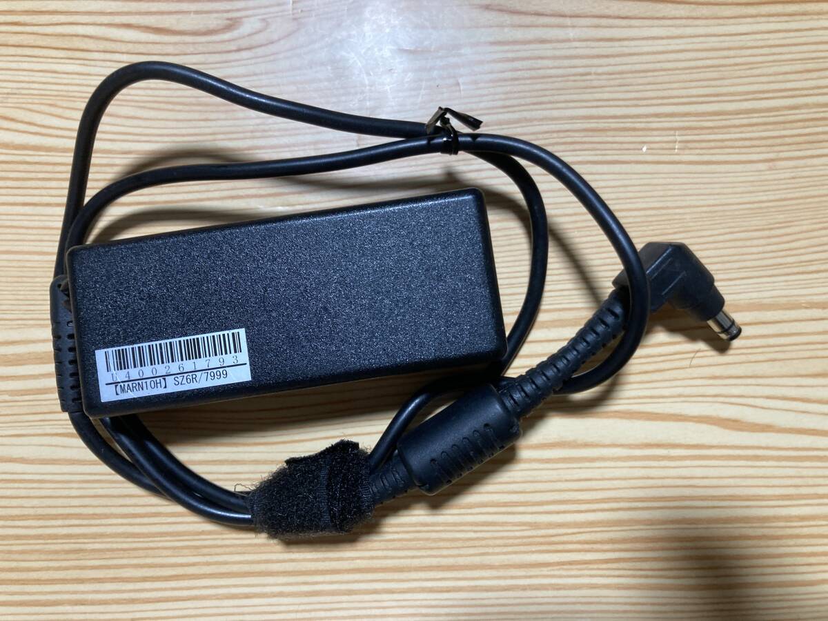 Panasonic ACアダプタ CF-AA64L2C M1