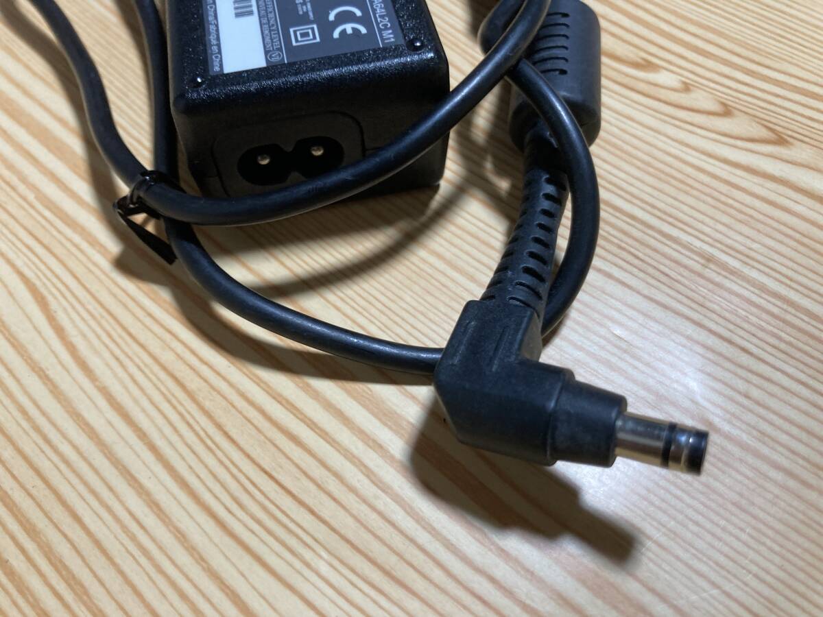 Panasonic ACアダプタ CF-AA64L2C M1