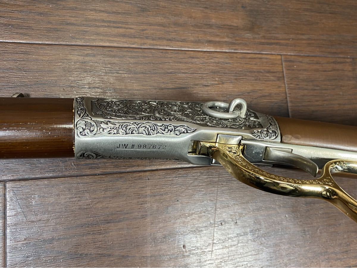 ♪♪フランクリンミント ジョン・ウェインモデル ウィンチェスター 1892 M44 40 モデルガン 飾り台付き♪♪_画像8