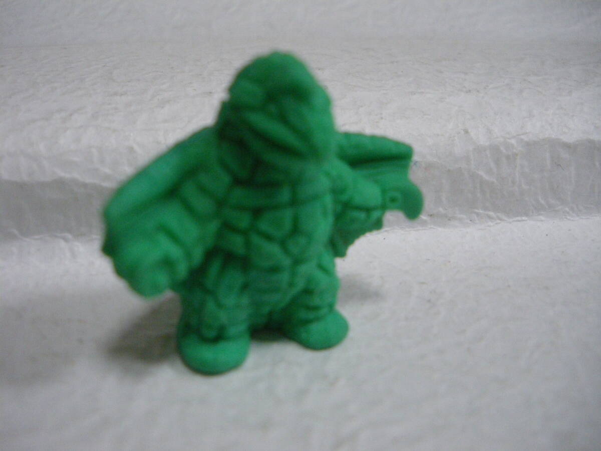 丸越　ドラコ　緑　小版　怪獣消しゴム　HG　正規　ヴィンテージ　怪彗星ツィフォン　ウルトラ怪獣　名鑑　ウルトラマン　同梱可_画像1