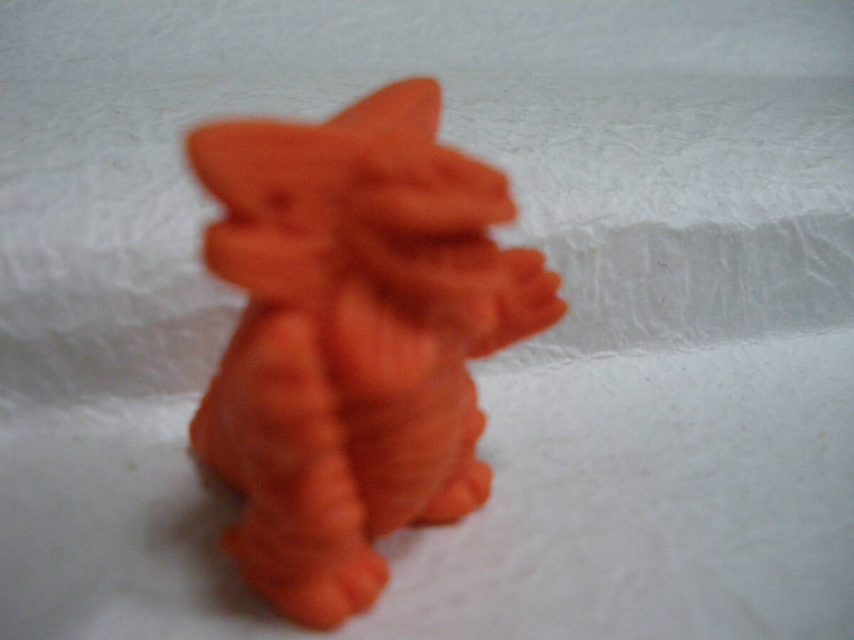 ポピー　ガボラ　赤　小版　怪獣消しゴム　HG　正規　ヴィンテージ　ウルトラ怪獣　名鑑　ウルトラマン　同梱可_画像1