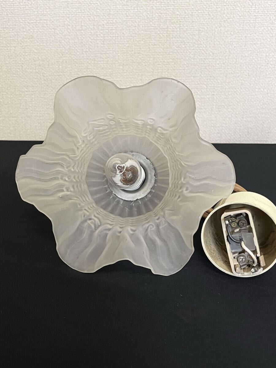 洋風 ガラス ペンダントライト フリルライト 管理A3460 吊り下げ インテリア照明 ランプシェード リビング_画像5