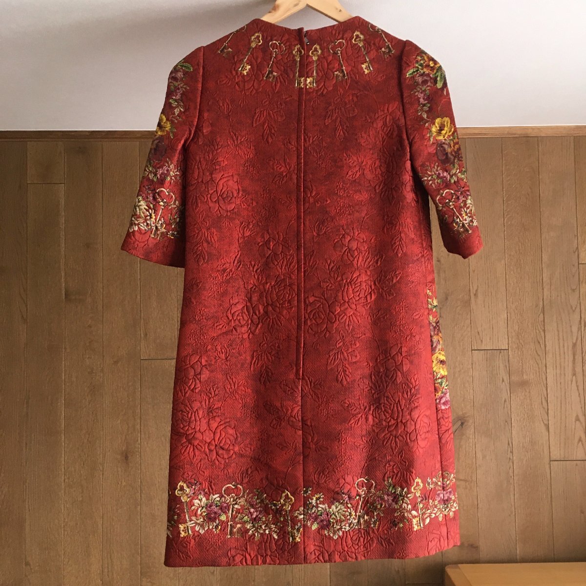 即決 新品 DOLCE & GABBANA ドルチェ＆ガッバーナ 　　ワンピース３６ TM