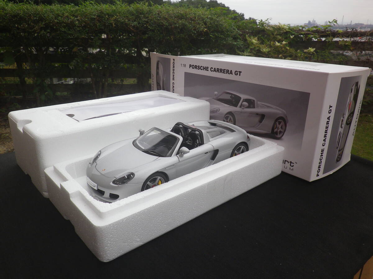 絶版！ Aa 1/18 PORSCHE ポルシェ CARRERA カレラ GT (SILVER WITH BLACK INTERIOR) 78046 ドイツ車 オートアート