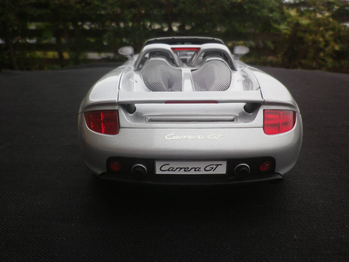 絶版！ Aa 1/18 PORSCHE ポルシェ CARRERA カレラ GT (SILVER WITH BLACK INTERIOR) 78046 ドイツ車 オートアート