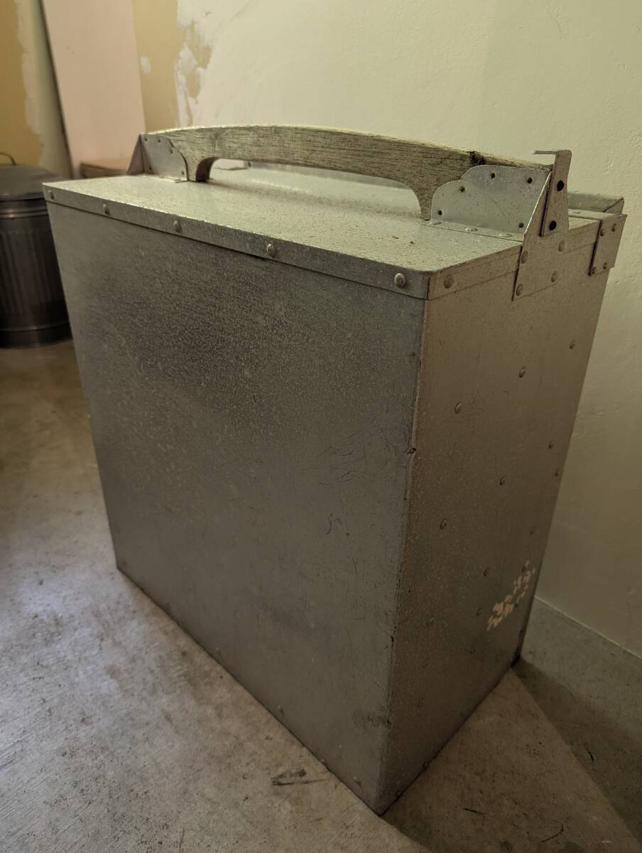 おかもち　岡持ち　出前箱　配達(dá)箱　昭和レトロ　中古