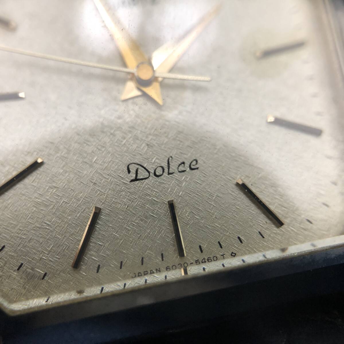 希少 電池交換済 SEIKO セイコー DOLCE ドルチェ レディース時計 純正ベルト ゴールド 革ベルト_画像10