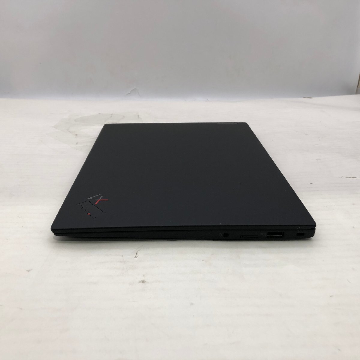LENOVO ThinkPad X1 Carbon 20XXS24W27 Core i7 1185G7 3.00GHz/16 GB/512 GB(NVMe) 〔A0107〕