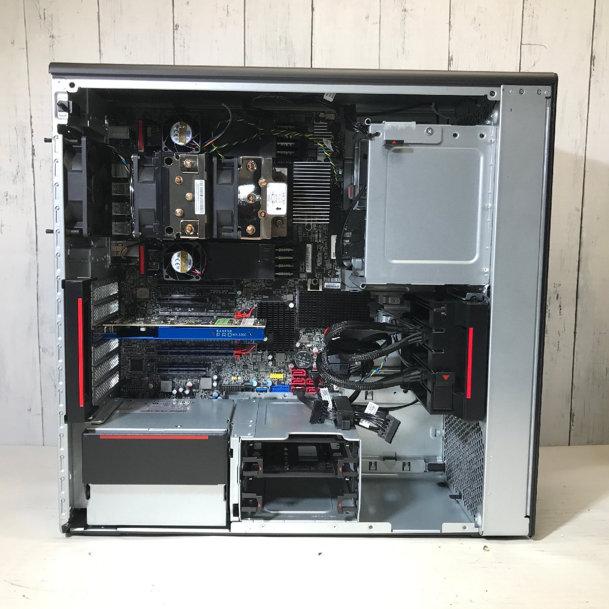 LENOVO ThinkStation P620 30E1S66101 AMD Ryzen Threadripper PRO 3995WX 64-Cores 2.70 GHz/256 GB/2 TB(NVMe) 〔0925D08〕