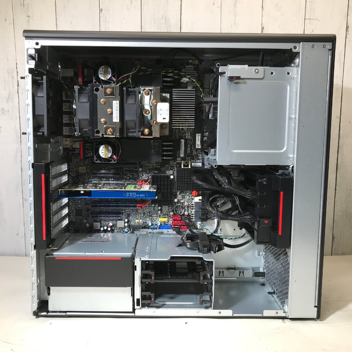 LENOVO ThinkStation P620 30E1S66110 AMD Ryzen Threadripper PRO 3995WX 64-Cores 2.70 GHz/256 GB/2 TB(NVMe) 〔0925D10〕