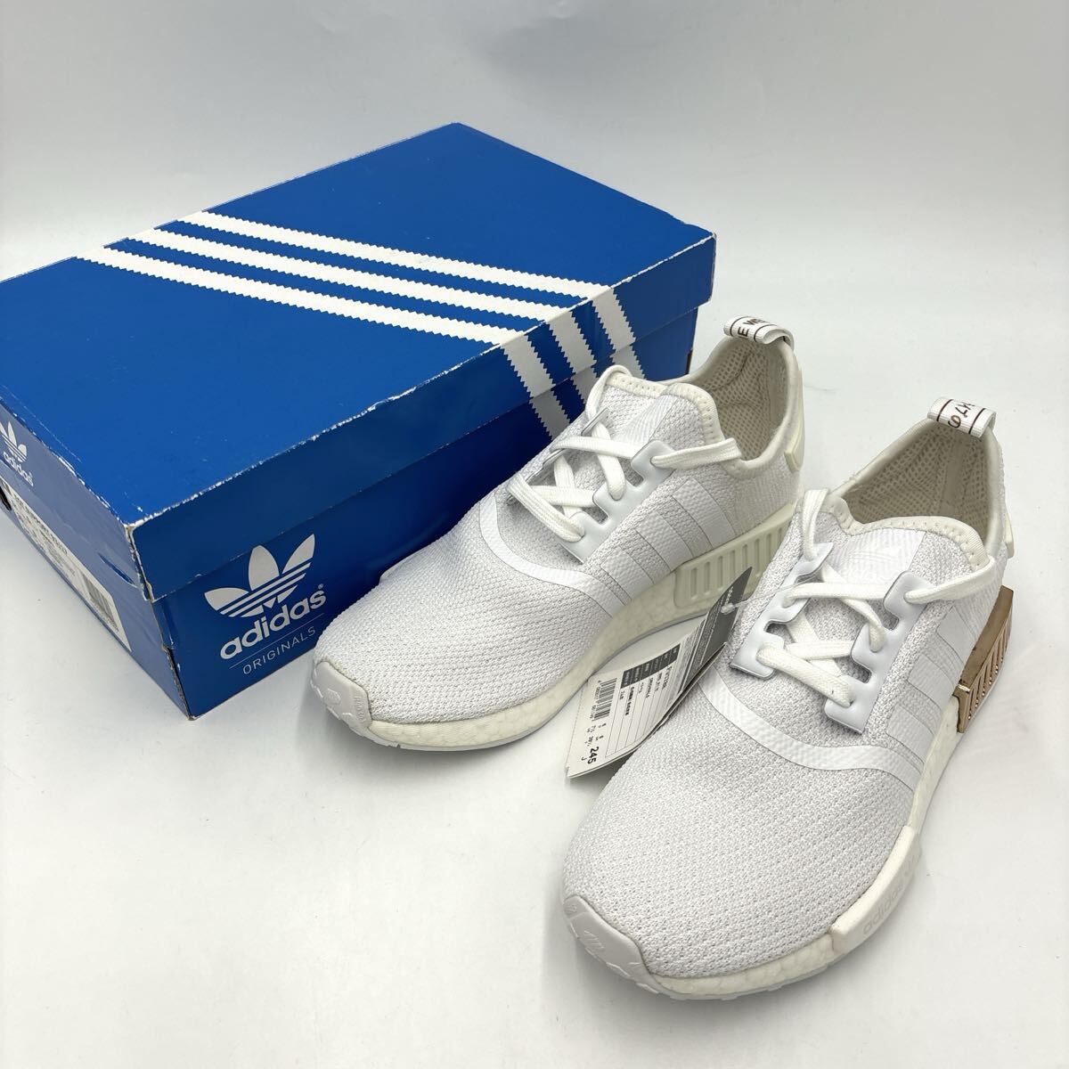 ＊ 未使用 箱付き 20年製 '人気モデル' adidas originals アディダスオリジナルス NMD_R1 W ローカット スニーカー 24.5cm FV1788_画像1