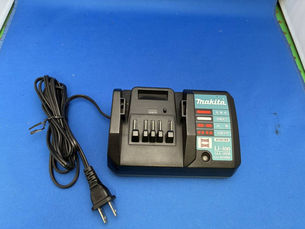 【中古】 makita DC18WA U 充電器 マキタ 出力14.4-18V _画像1