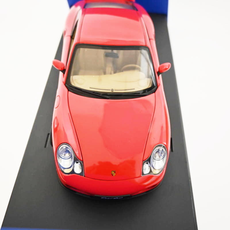 美品 AUTOart 1/18 PORSCHE 911 TURBO レッド オートアート ポルシェ 911 ターボ ミニカー 模型 T09-s076