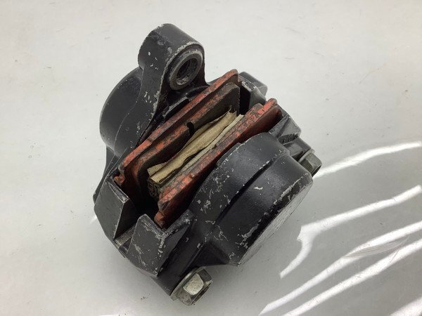 ZB6393 FZR250R フロントブレーキキャリパー/ フロントキャリパー/ キャリパー スミトモ/SUMITOMO2ポット対向キャリパー 3LN-0637