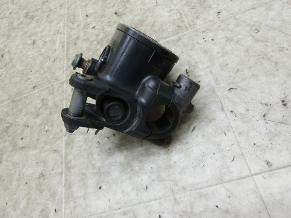 HX2352 グランドマジェスティ250/ Majesty250 リアマスターシリンダー/ブレーキオイルカップ?ホース SG15J-0138