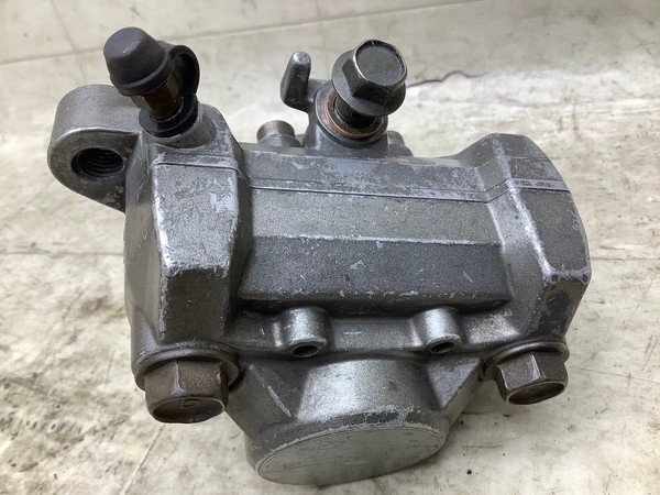 ZB4707 SRX250-1 リアブレーキキャリパー スミトモ/SUMITOMO2ポット対向キャリパー 51Y-0162