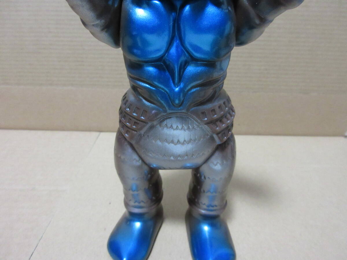 M1 номер Ultraman sofvi Baltan Seijin 2 поколения 