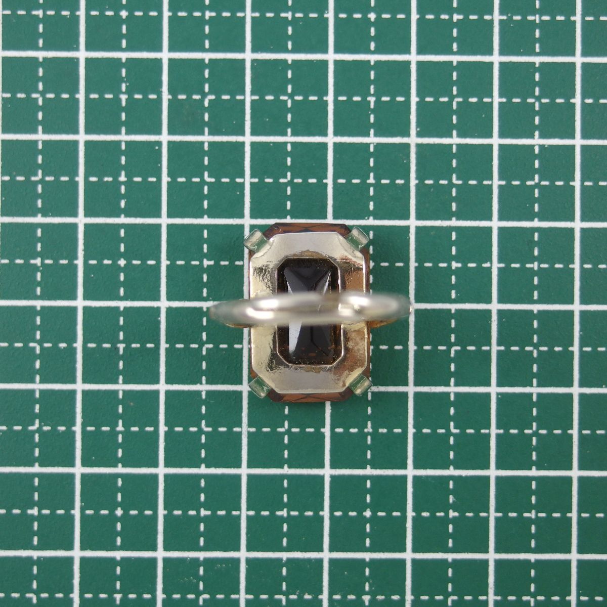 UK4196◆ ブラウン系ストーン スクエア イギリス 英国 ◆ ヴィンテージリング 指輪 フリーサイズ_画像5
