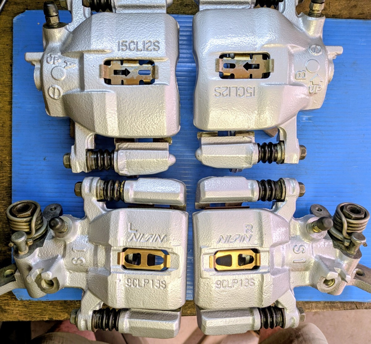 ビートPP1キャリバー前后セット涂裝済(艶有シルバー)