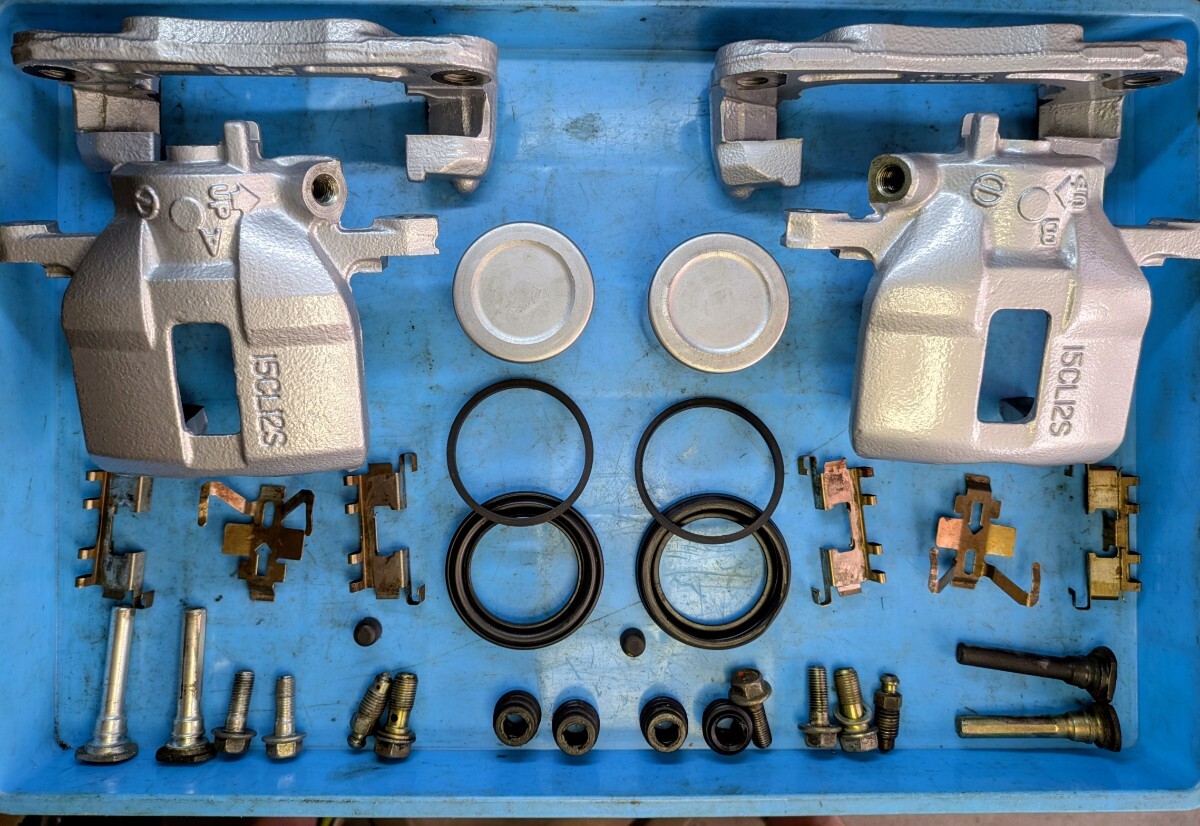 ビートPP1キャリバー前后セット涂裝済(艶有シルバー)